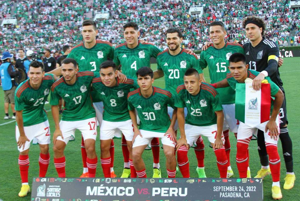 México sufrío para derrotar a Perú, 1-0