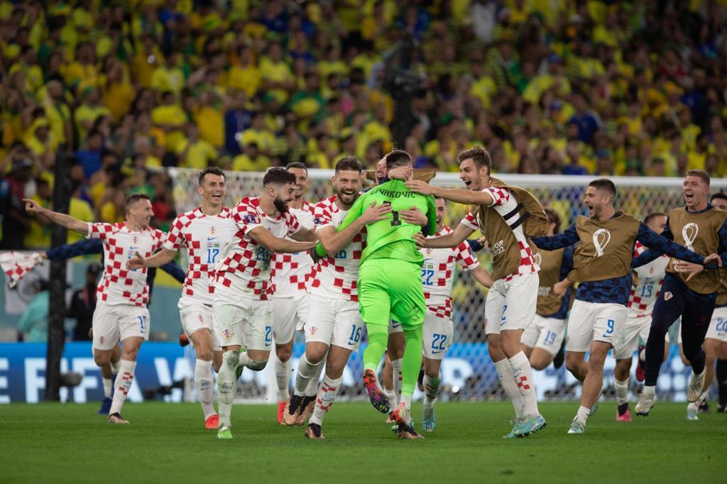 Brasil fracasa y queda eliminado del Mundial